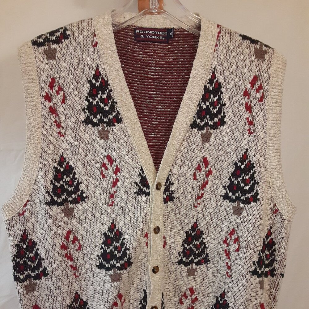Roundtree & Yorke Christmas sweater